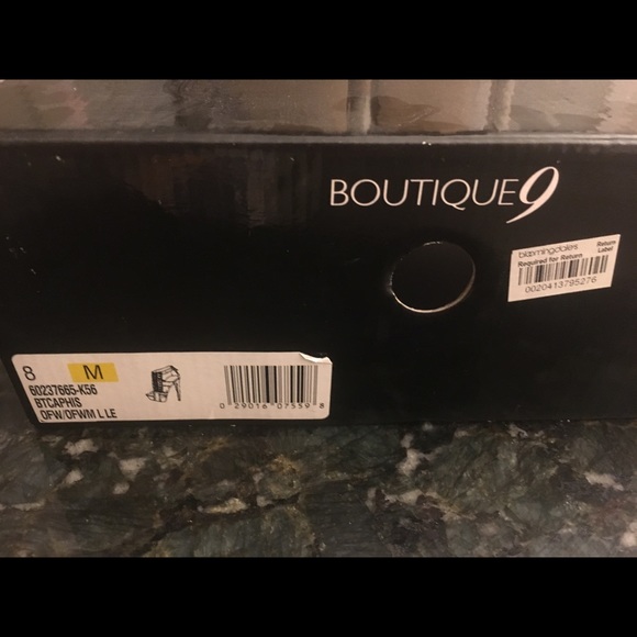 Size 8 Heels - Picture 7 of 7